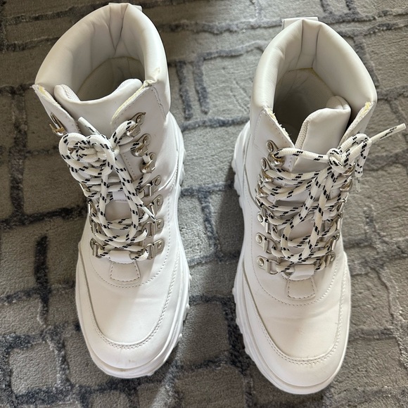 PLT White Platform Combat Style Boots - Picture 3 of 6